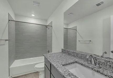 901 Cherry Laurel Ln #B - Photo 5 of 12