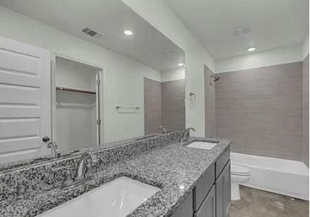 901 Cherry Laurel Ln #B - Photo 6 of 12