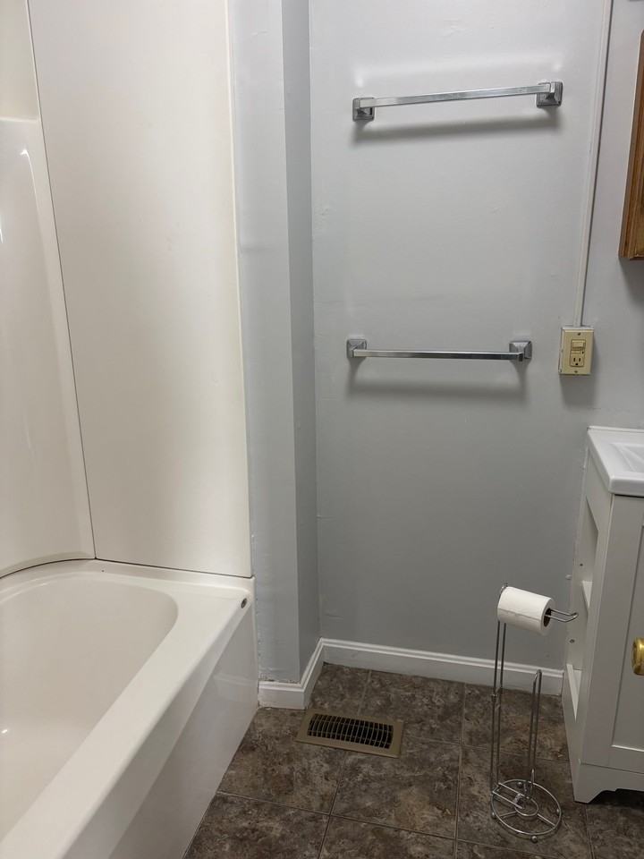 1919 Baird St - Photo 7 of 10