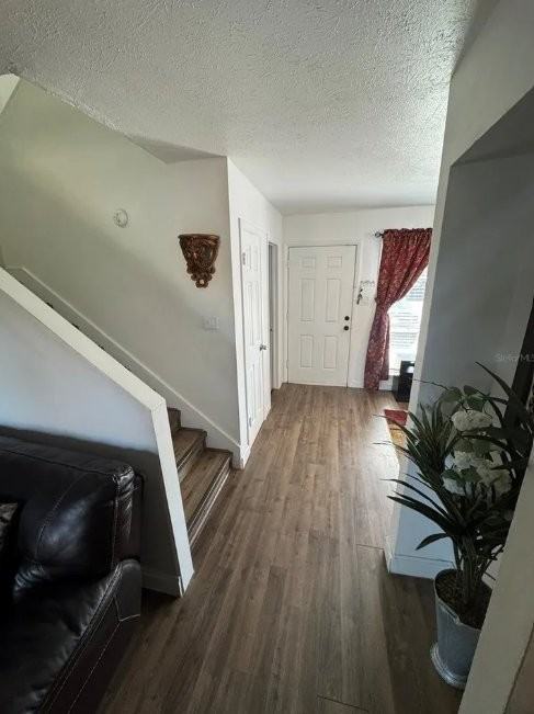 1836 Warringwood Dr - Photo 2 of 20