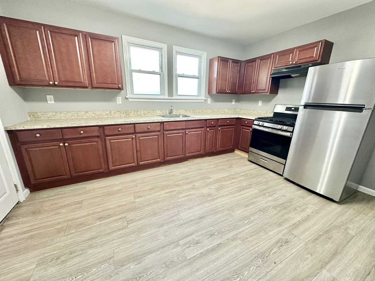 137 N 3rd St #1 - Photo 3 of 16