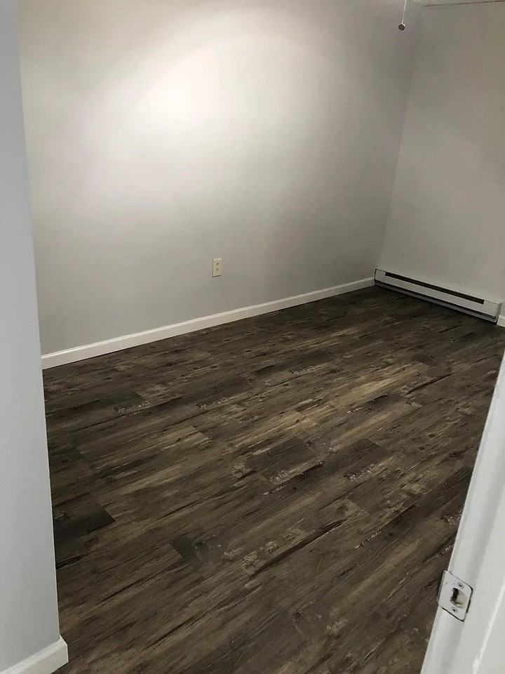 82 Valley Ave #D - Photo 2 of 6