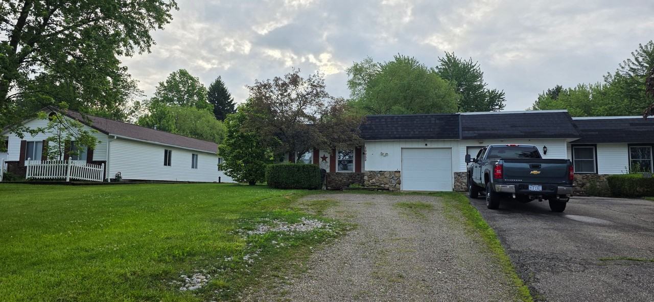 10052 Hazelton Rd - Photo 2 of 18