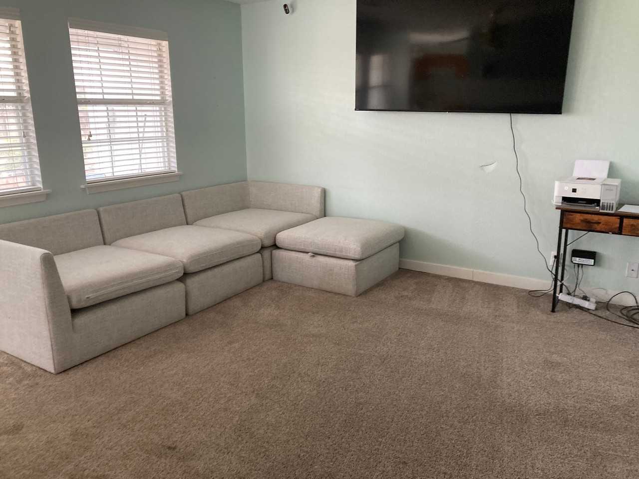 1340 Bellflower Dr Ne - Photo 2 of 14