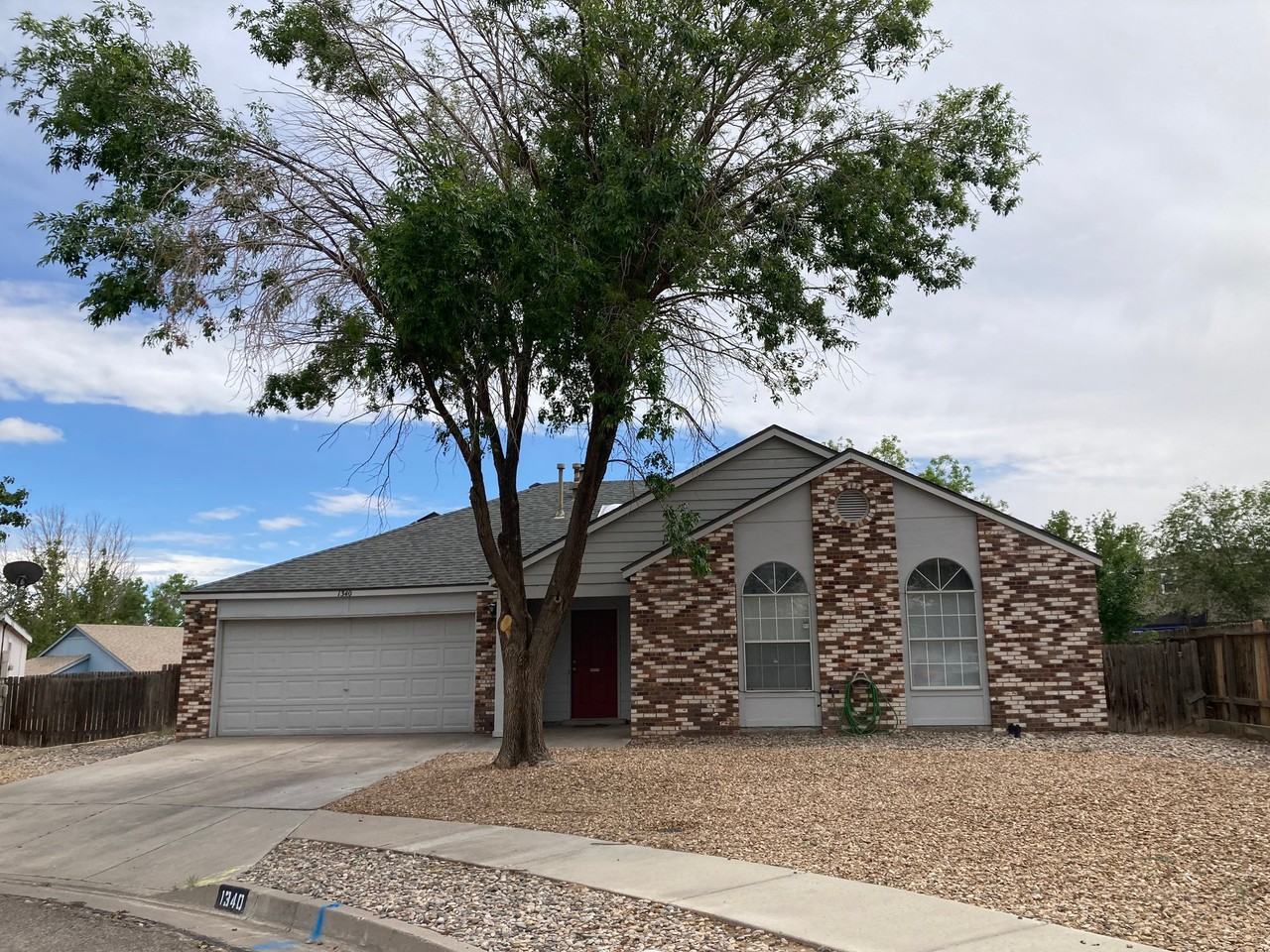 1340 Bellflower Dr Ne - Photo 4 of 14