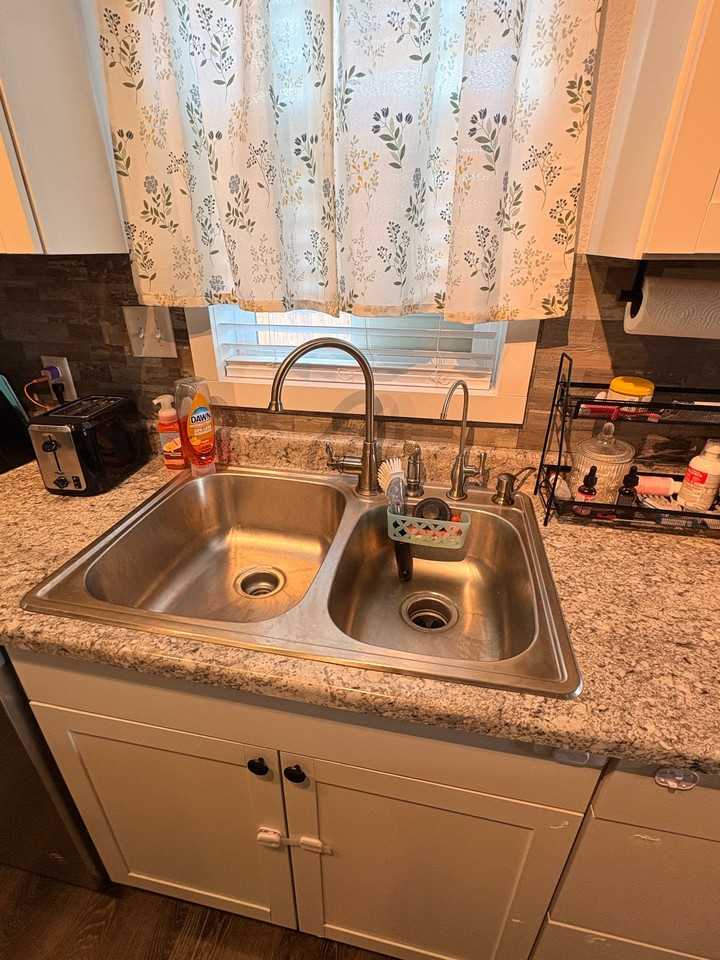 1101 Crystal Pl - Photo 7 of 20