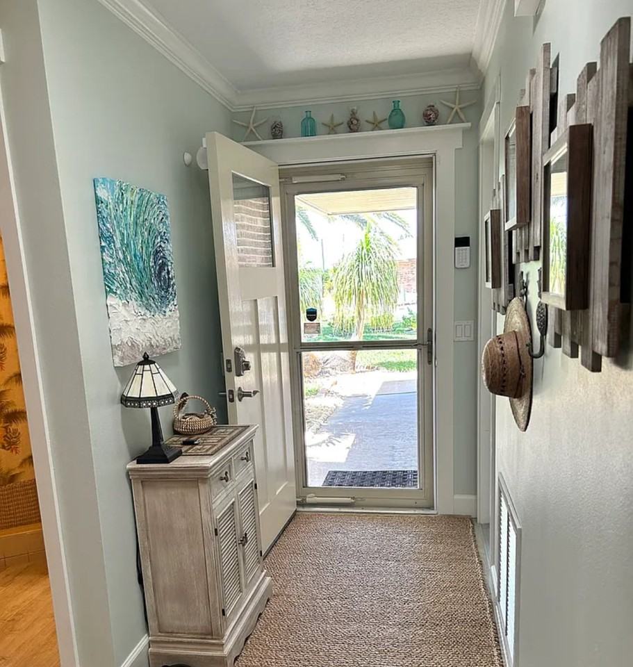 5289 Palm Dr #1 - Photo 3 of 15