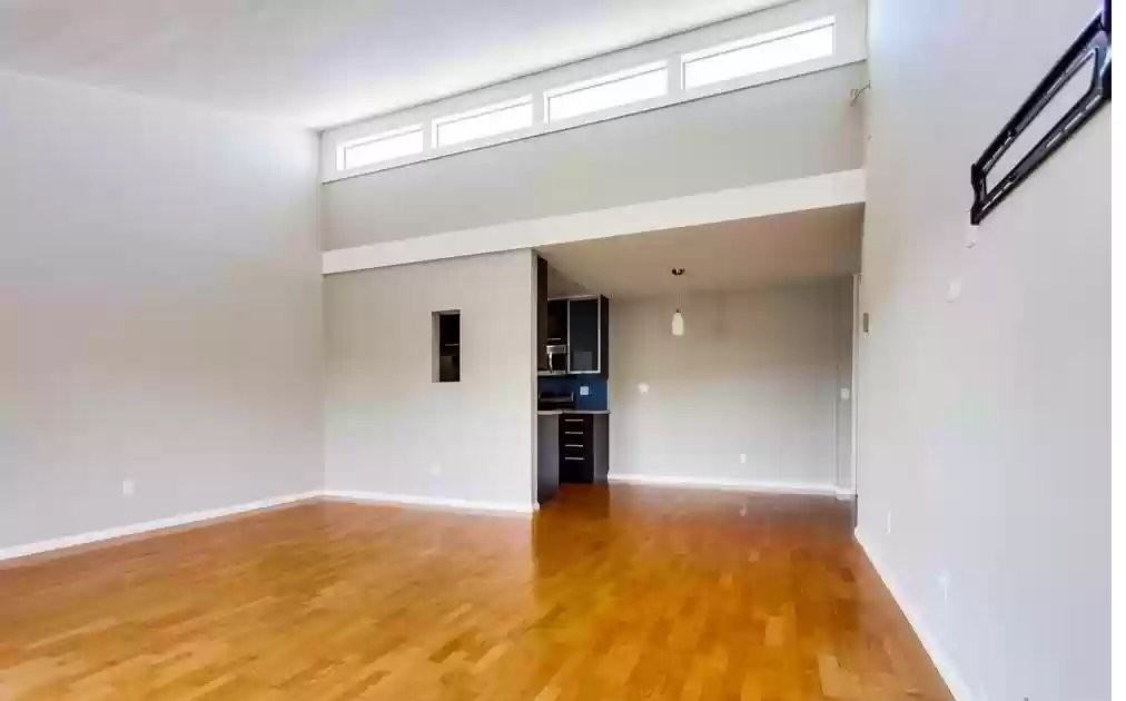 6455 La Jolla Blvd #104 - Photo 6 of 10