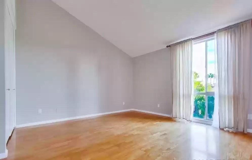 6455 La Jolla Blvd #104 - Photo 7 of 10