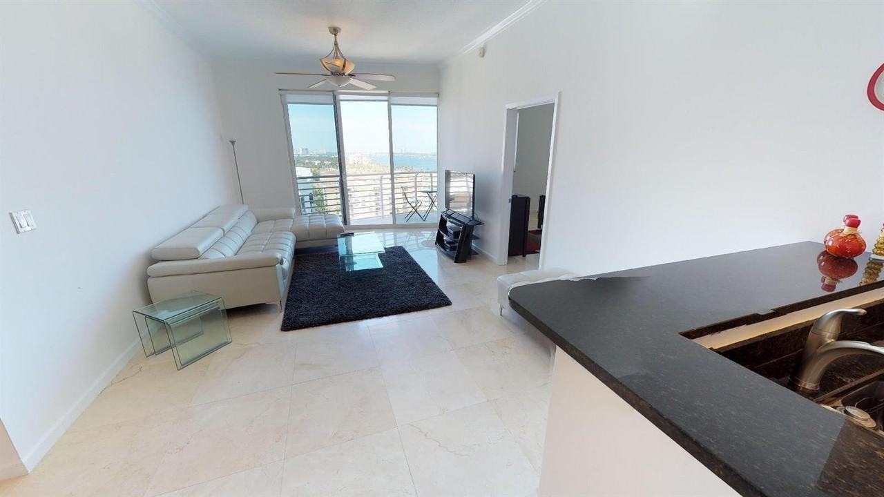 1515 N Flagler Dr - Photo 5 of 12