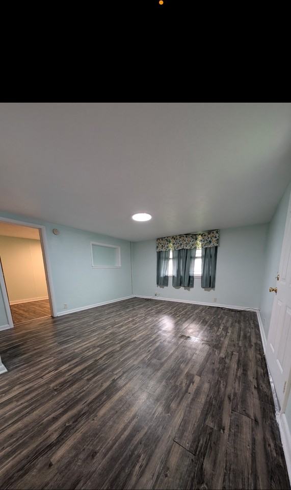 648 Johnson Ave #2 - Photo 3 of 9