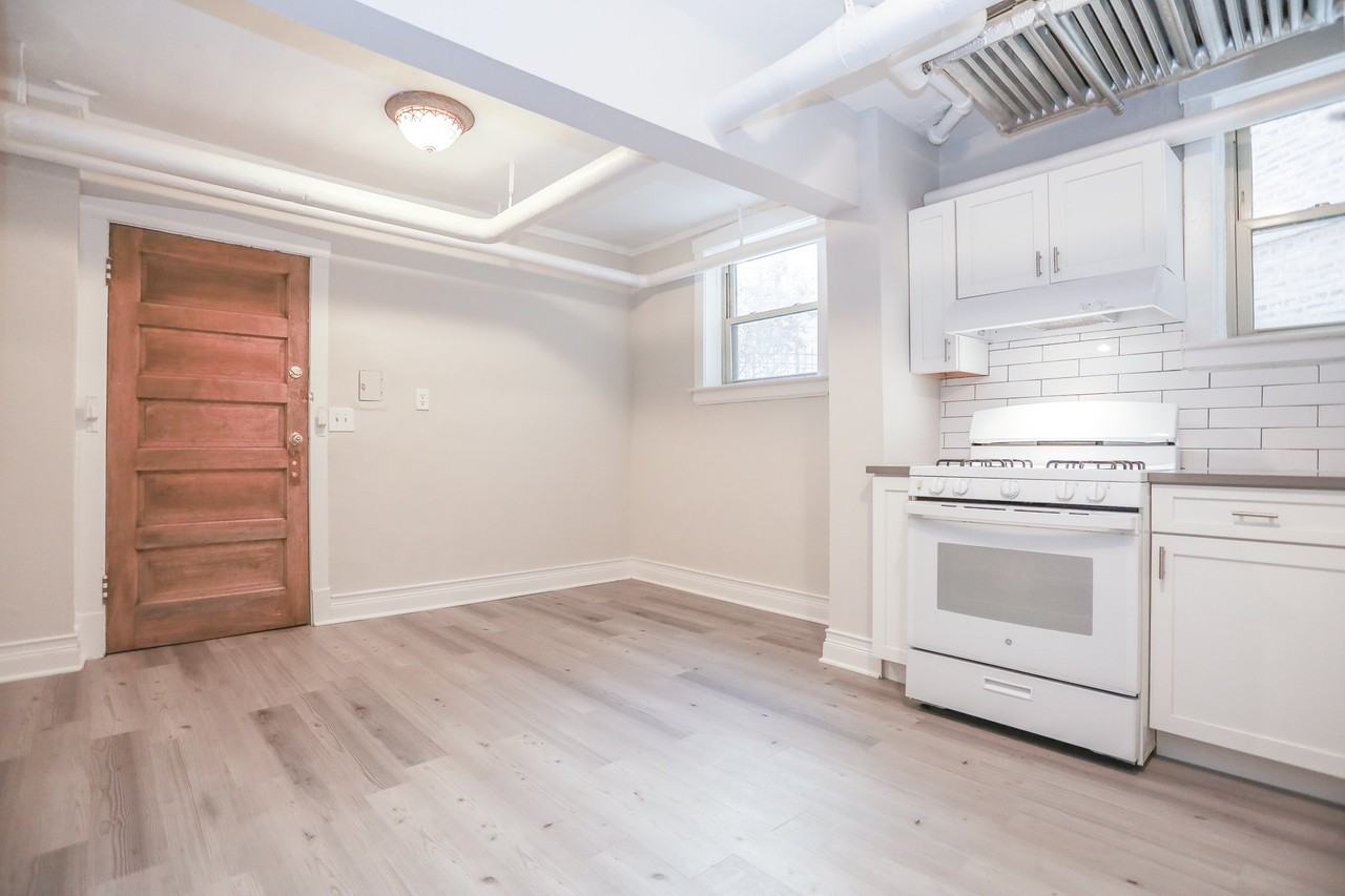4649 N Manor Ave #G - Photo 3 of 8