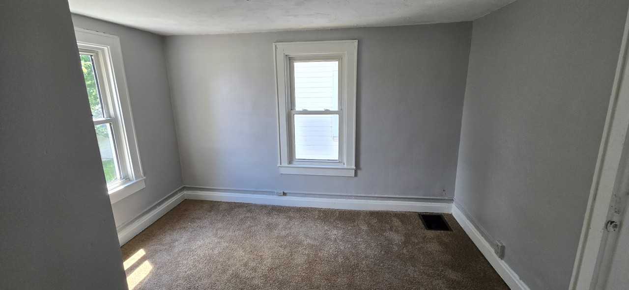 257 Benfield Ave #NA - Photo 4 of 11