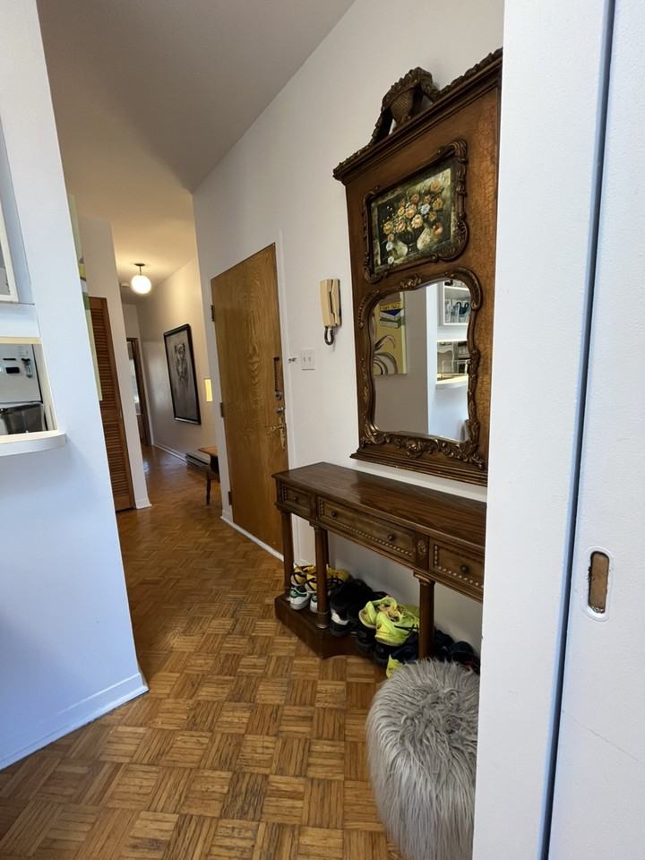 4802 Avenue du Parc #3 - Photo 3 of 18
