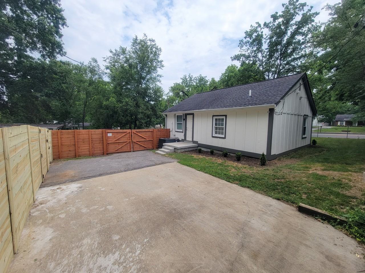 210 Peachtree St #NA - Photo 5 of 19