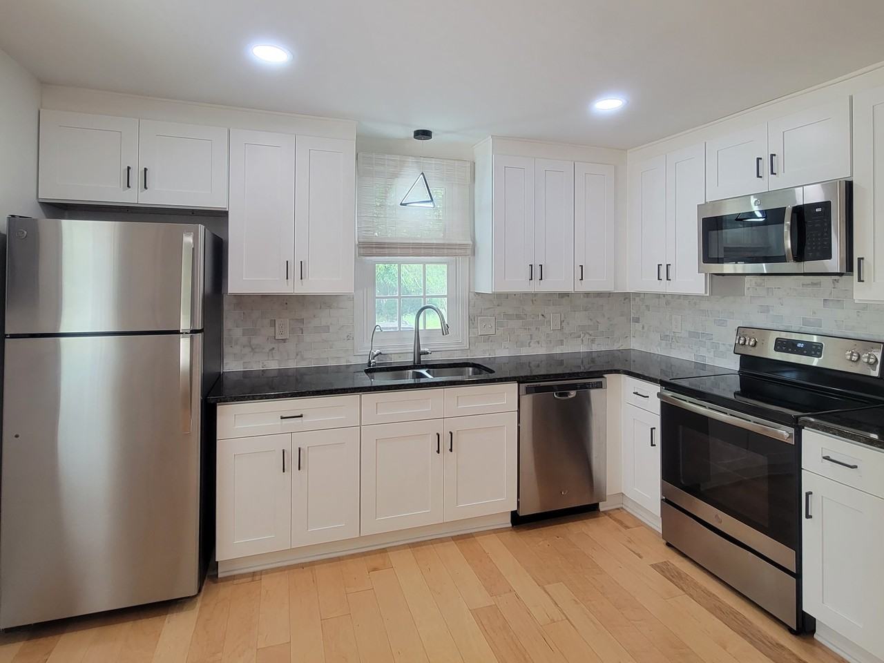 210 Peachtree St #NA - Photo 7 of 19