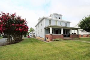 featured image of 1121 Shenandoah St