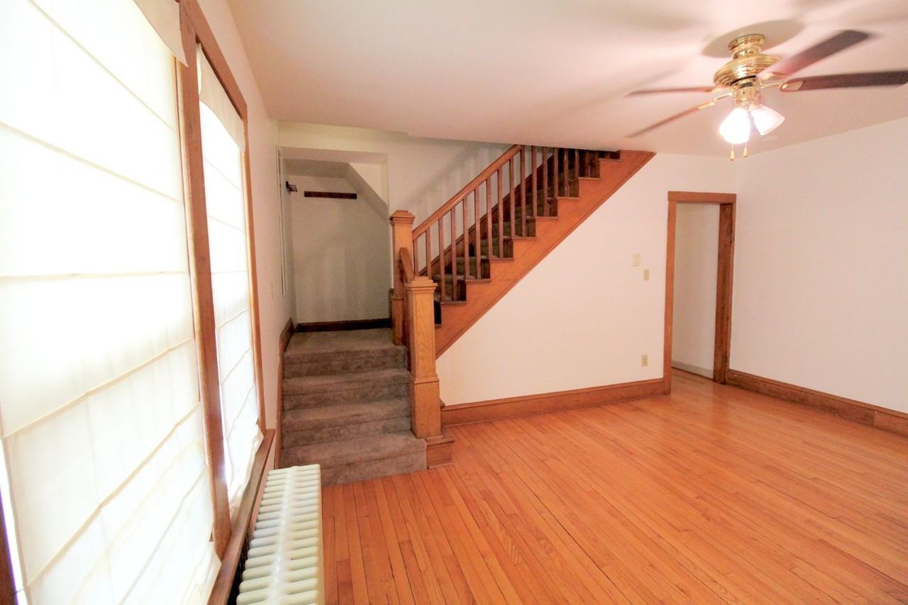 1121 Shenandoah St - Photo 6 of 27