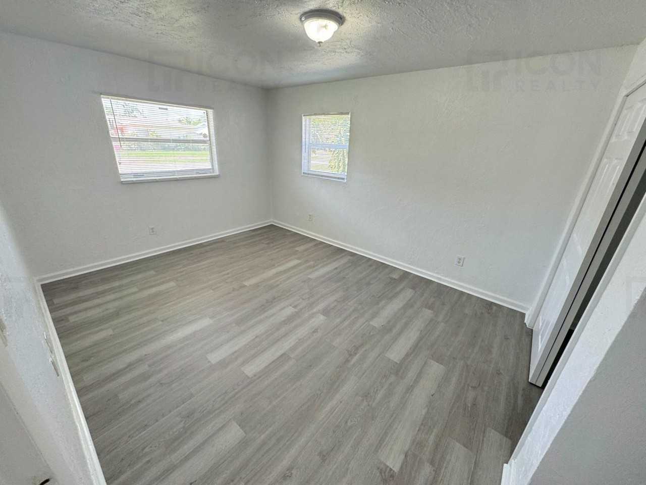 4361 Nw 25th Pl - Photo 4 of 13