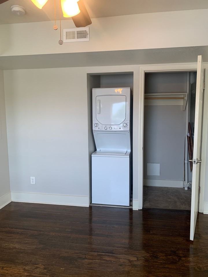 Central Apartments / Central LLC - Photo 5 of 18