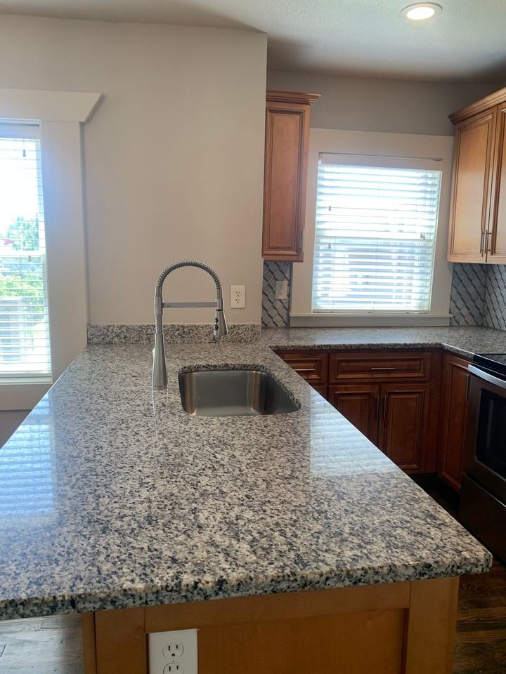 Central Apartments / Central LLC - Photo 7 of 18