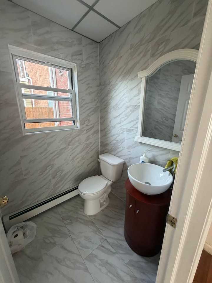 1502 Luzerne St - Photo 6 of 13