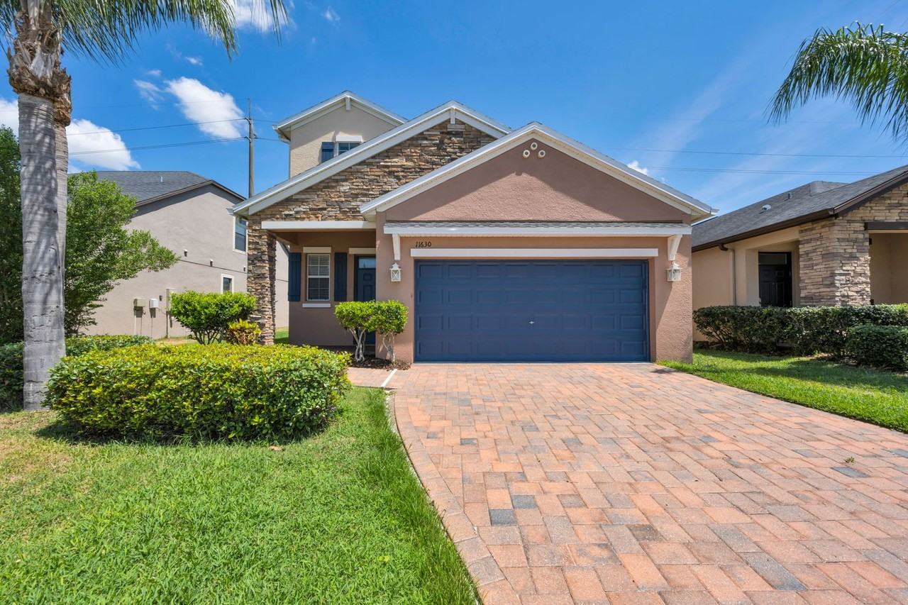 11630 Lake Blvd - Photo 4 of 33