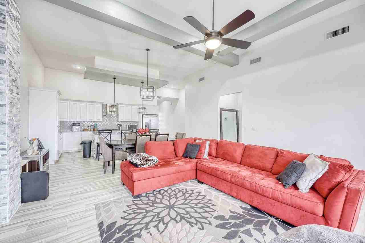 1188 Summer Rain St - Photo 7 of 18