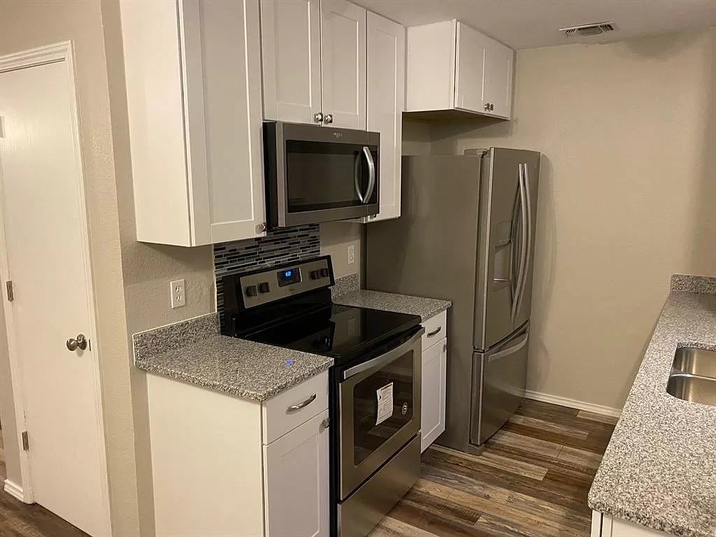 575 Cherry Ln #575 - Photo 6 of 14