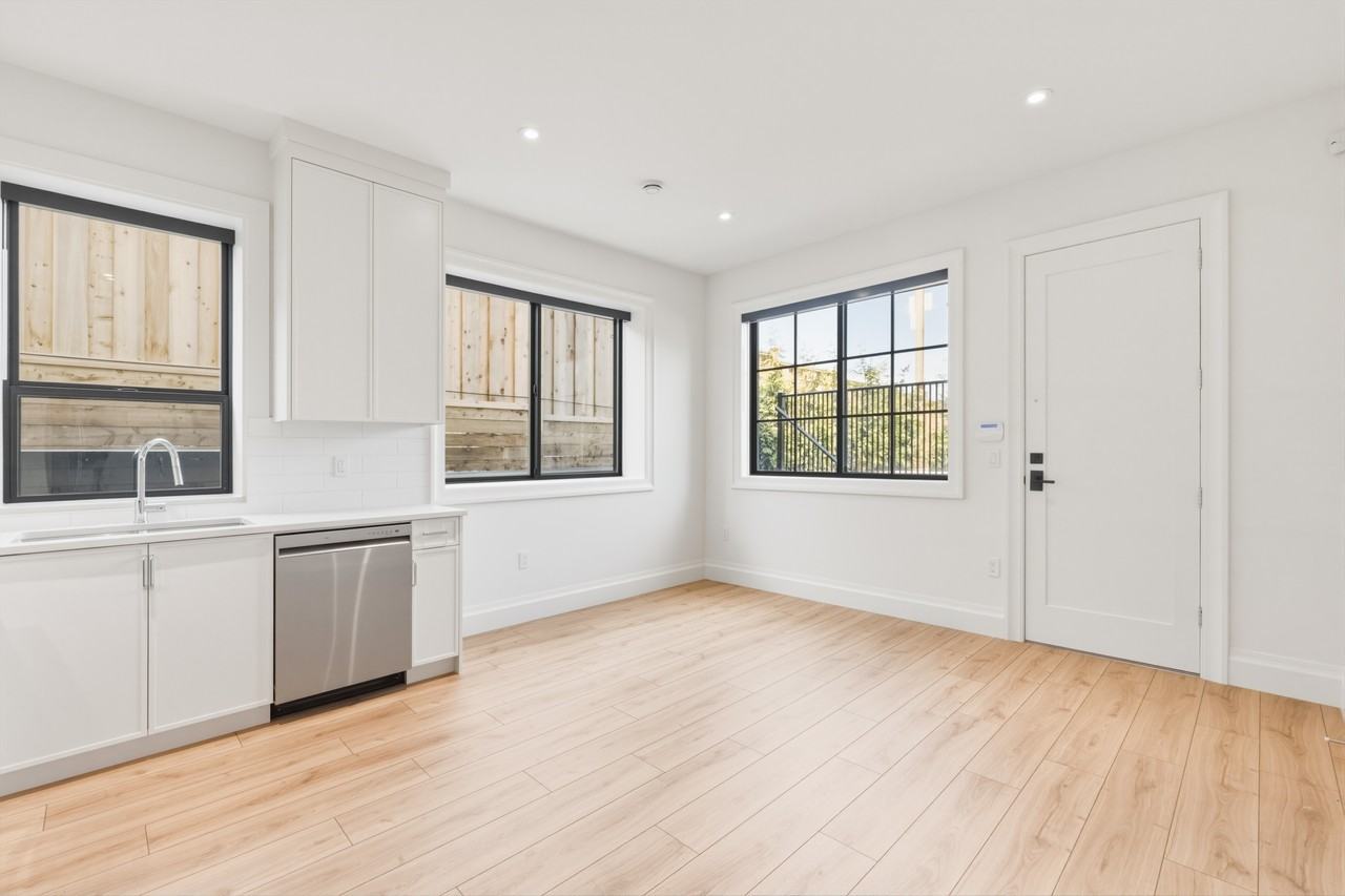 16547 28 Avenue - Photo 6 of 16