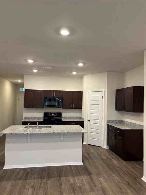 210 Nw 67th Ave - Photo 3 of 15