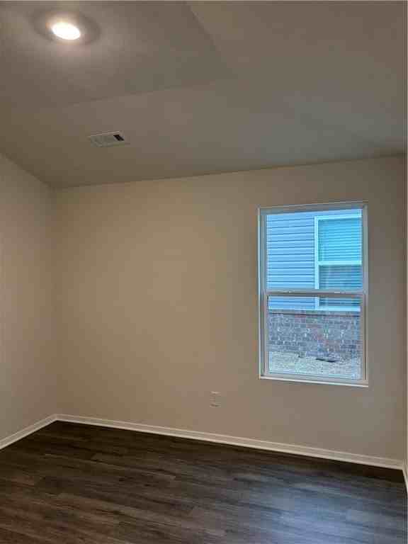 210 Nw 67th Ave - Photo 6 of 15