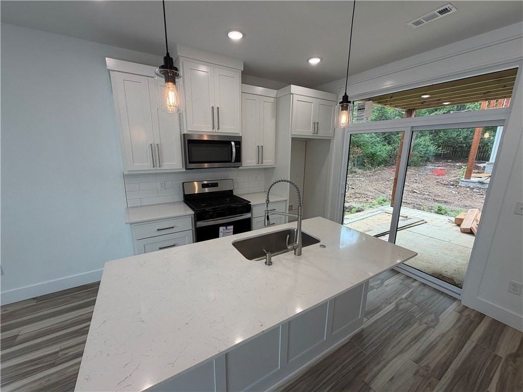 916 N Sang Ave - Photo 5 of 18