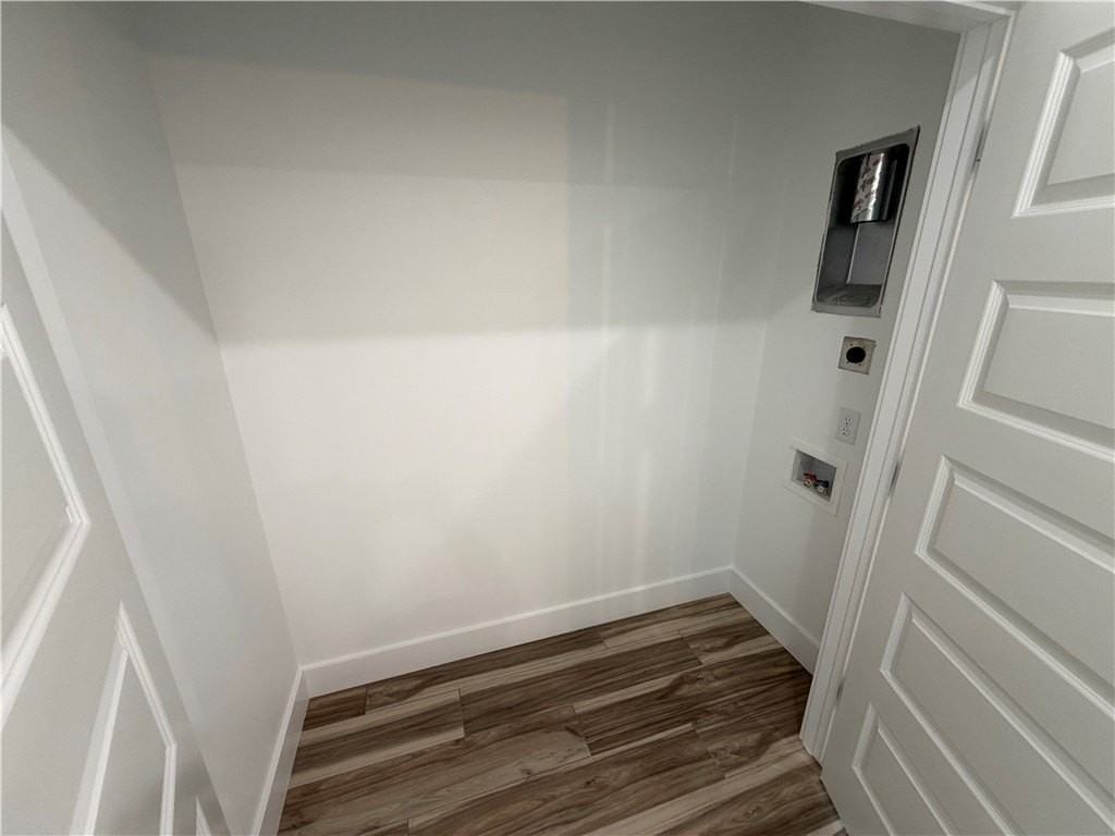 916 N Sang Ave - Photo 6 of 18