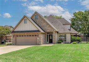 featured image of 1742 Creekside Cir