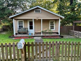 1627 Willow St - Photo 1 of 1