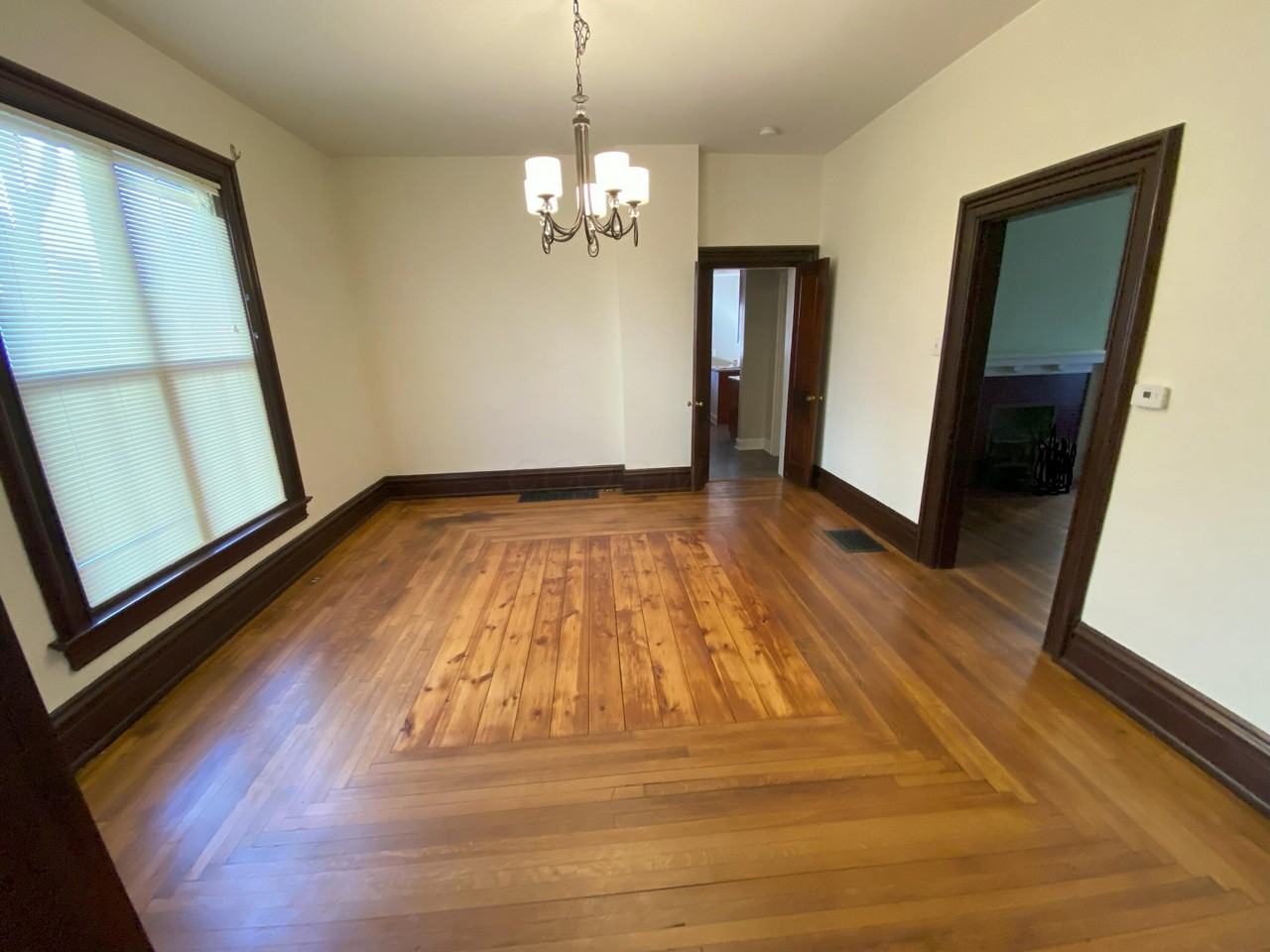 102 N Washington St - Photo 5 of 29