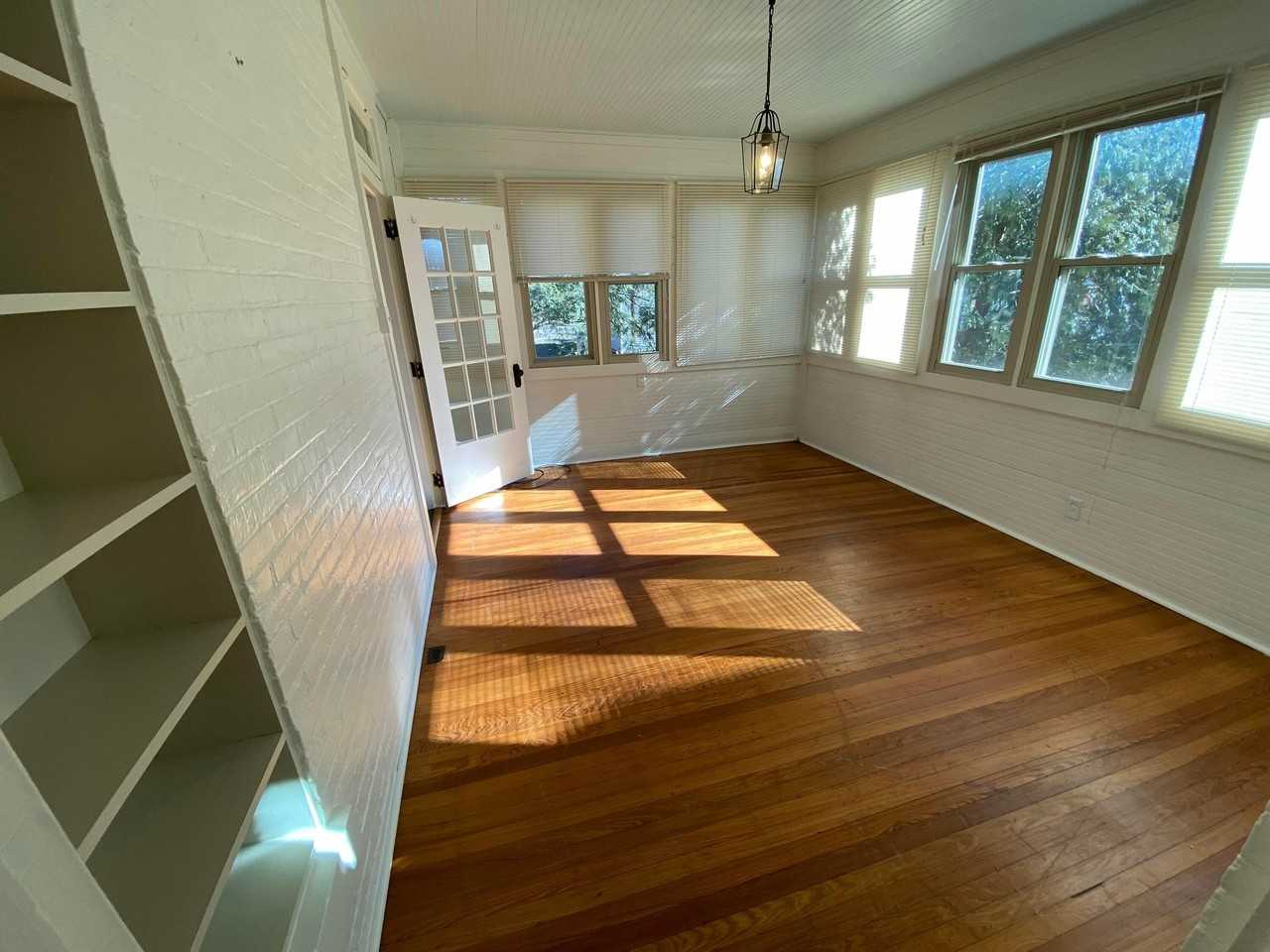 102 N Washington St - Photo 6 of 29