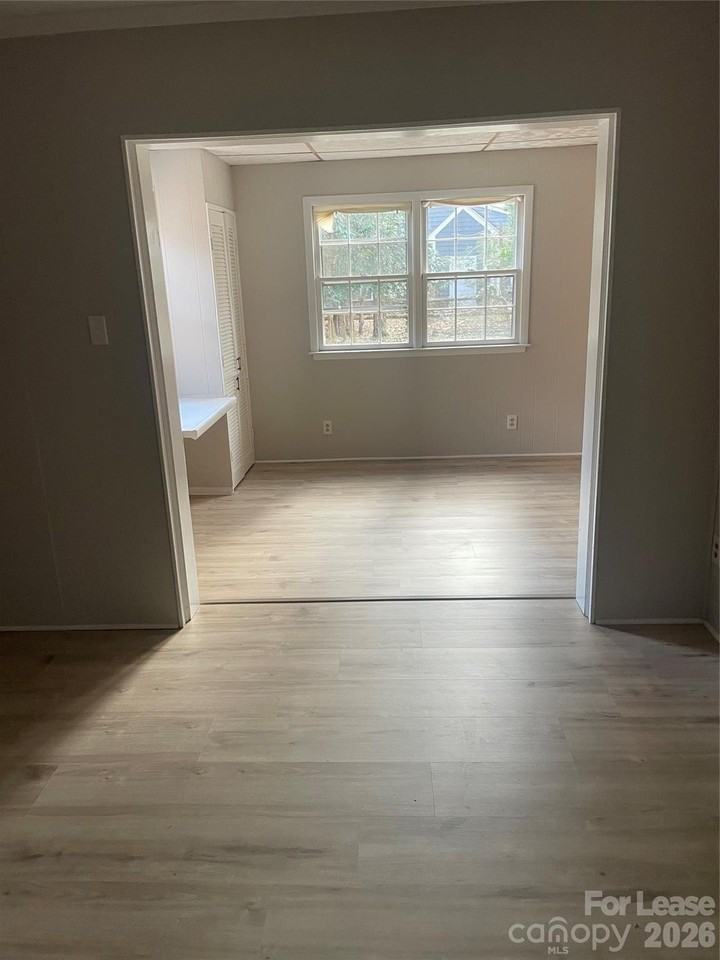 8110 Sidras Ct - Photo 3 of 7