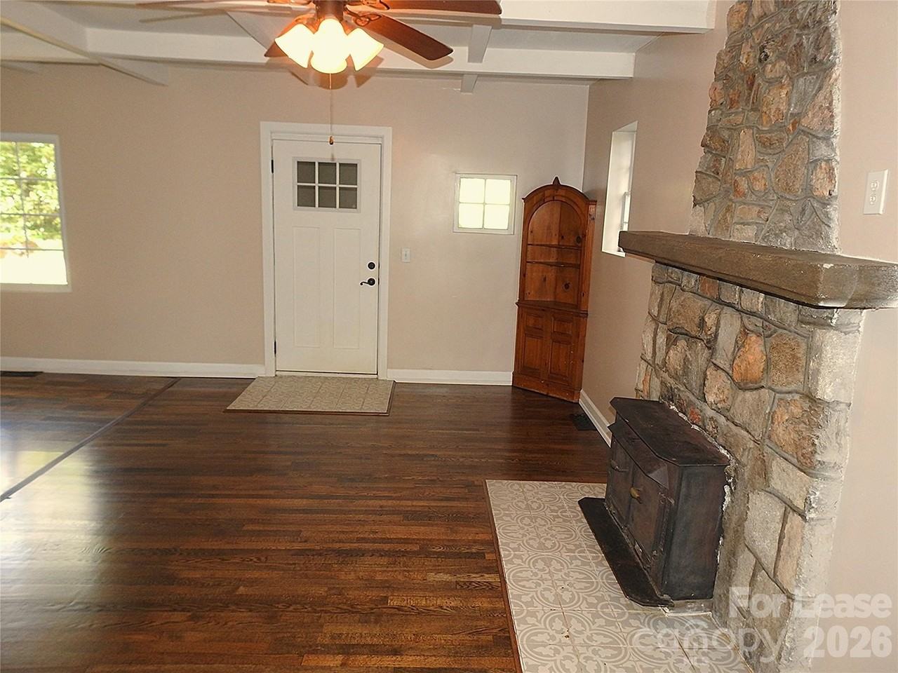 201 Merriman Rd - Photo 4 of 22