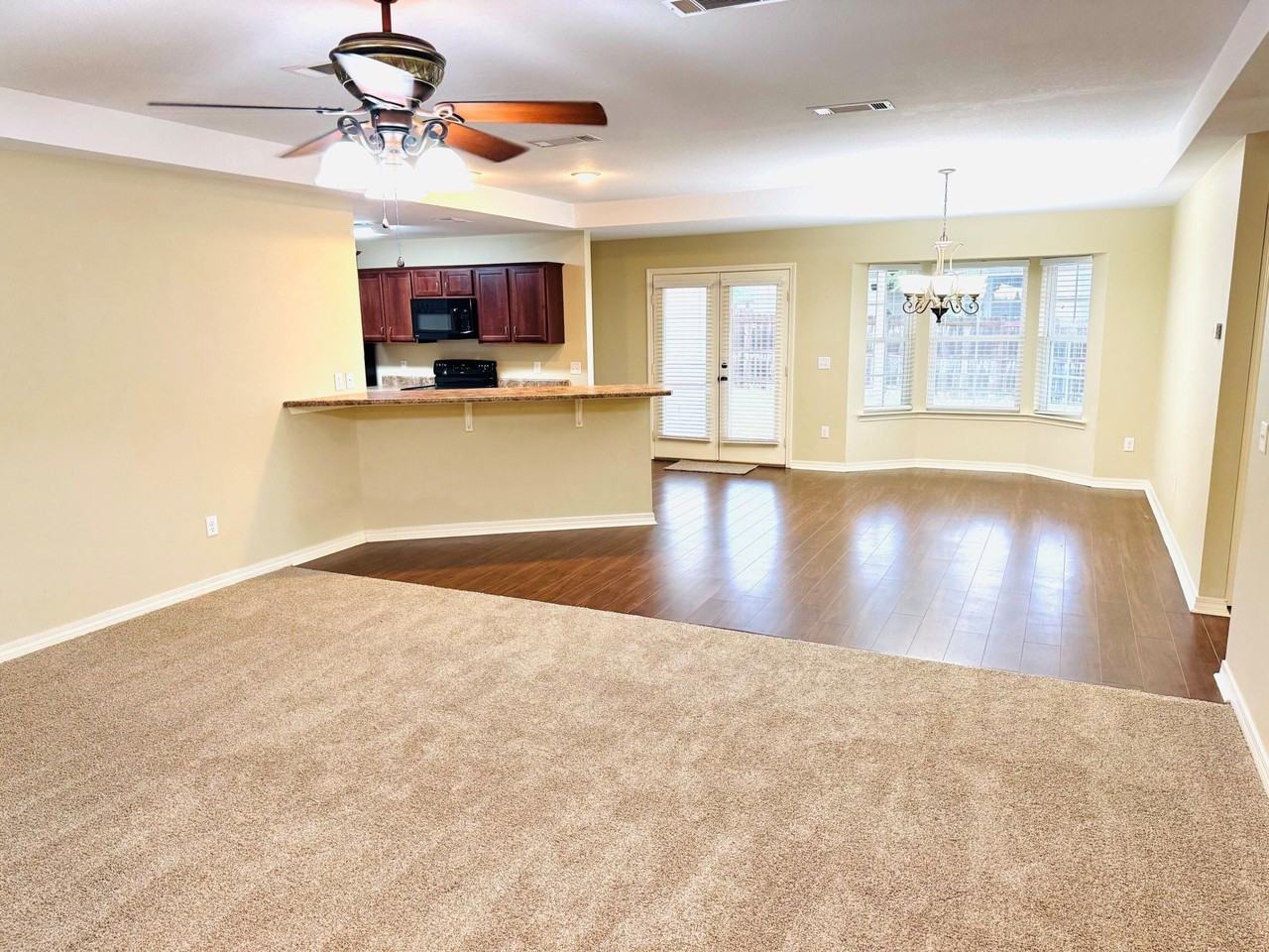 594 Hunters Ridge Rd - Photo 3 of 17