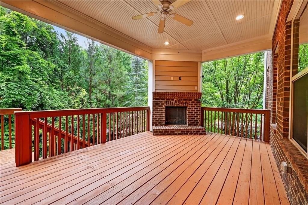 5327 Whitney Lndg - Photo 2 of 32