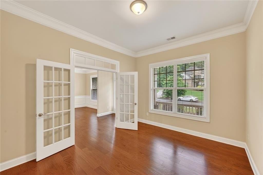 5327 Whitney Lndg - Photo 4 of 32