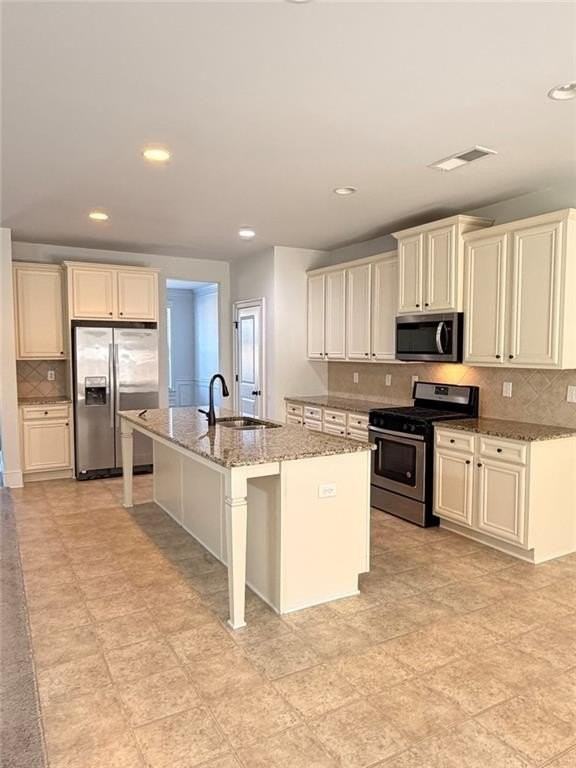 235 Broadmoor Dr - Photo 7 of 20