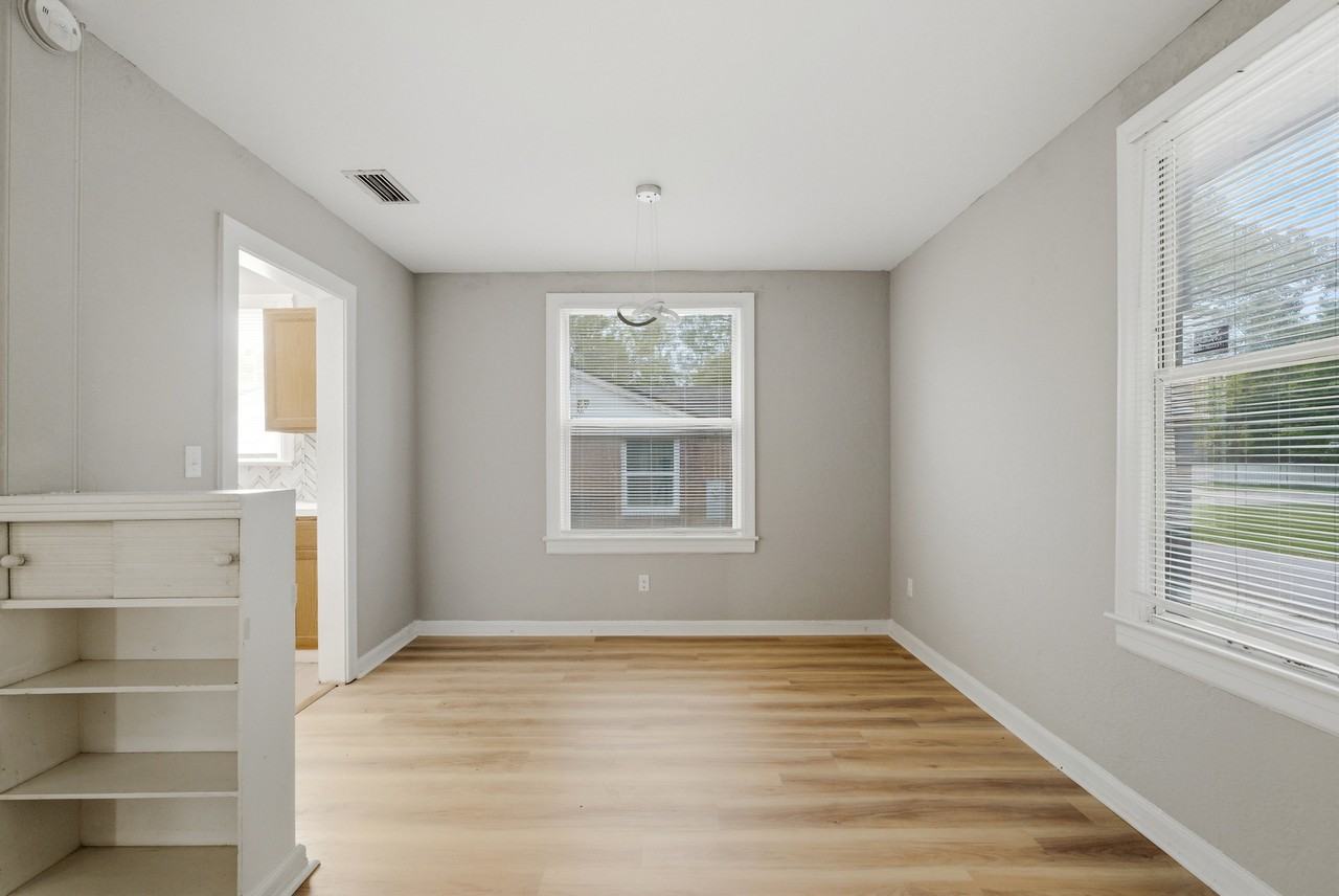 2114 Merrill Ave #1 - Photo 6 of 22
