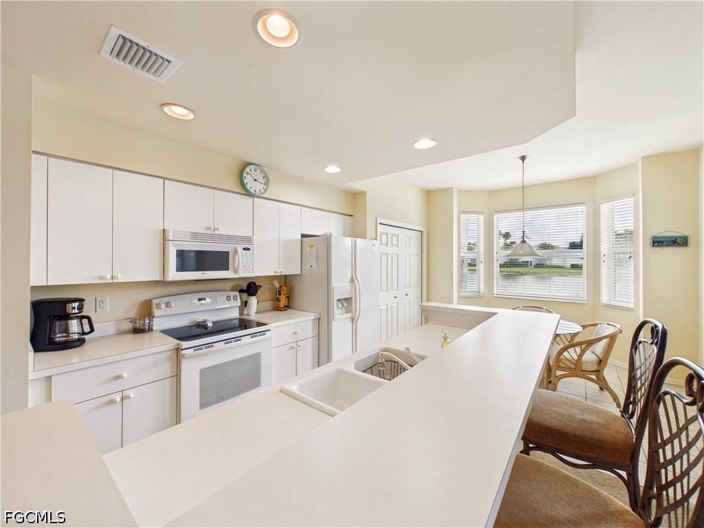 20611 Country Creek Dr #3217 - Photo 4 of 42