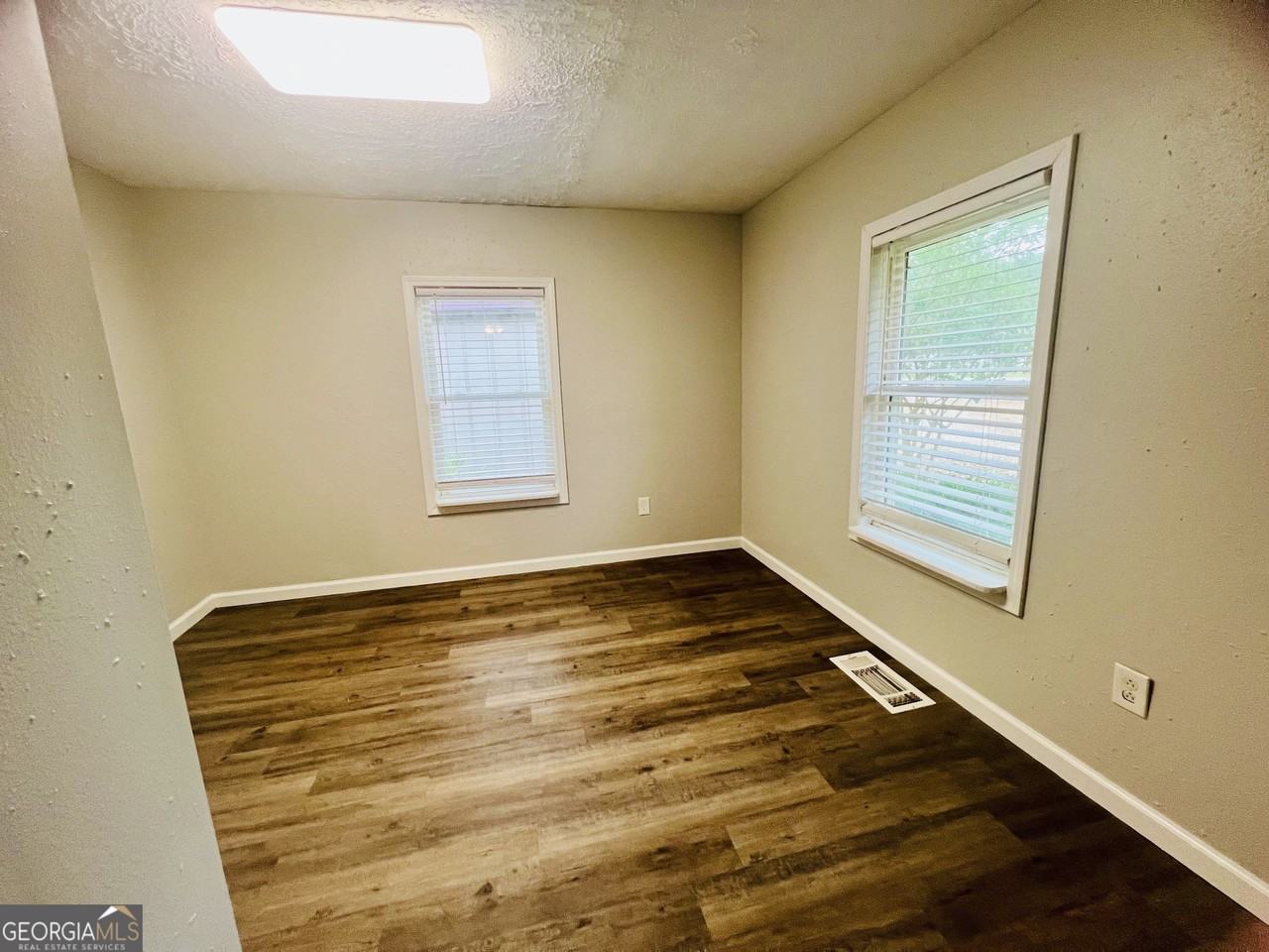 442 Double Springs Rd Sw - Photo 6 of 11