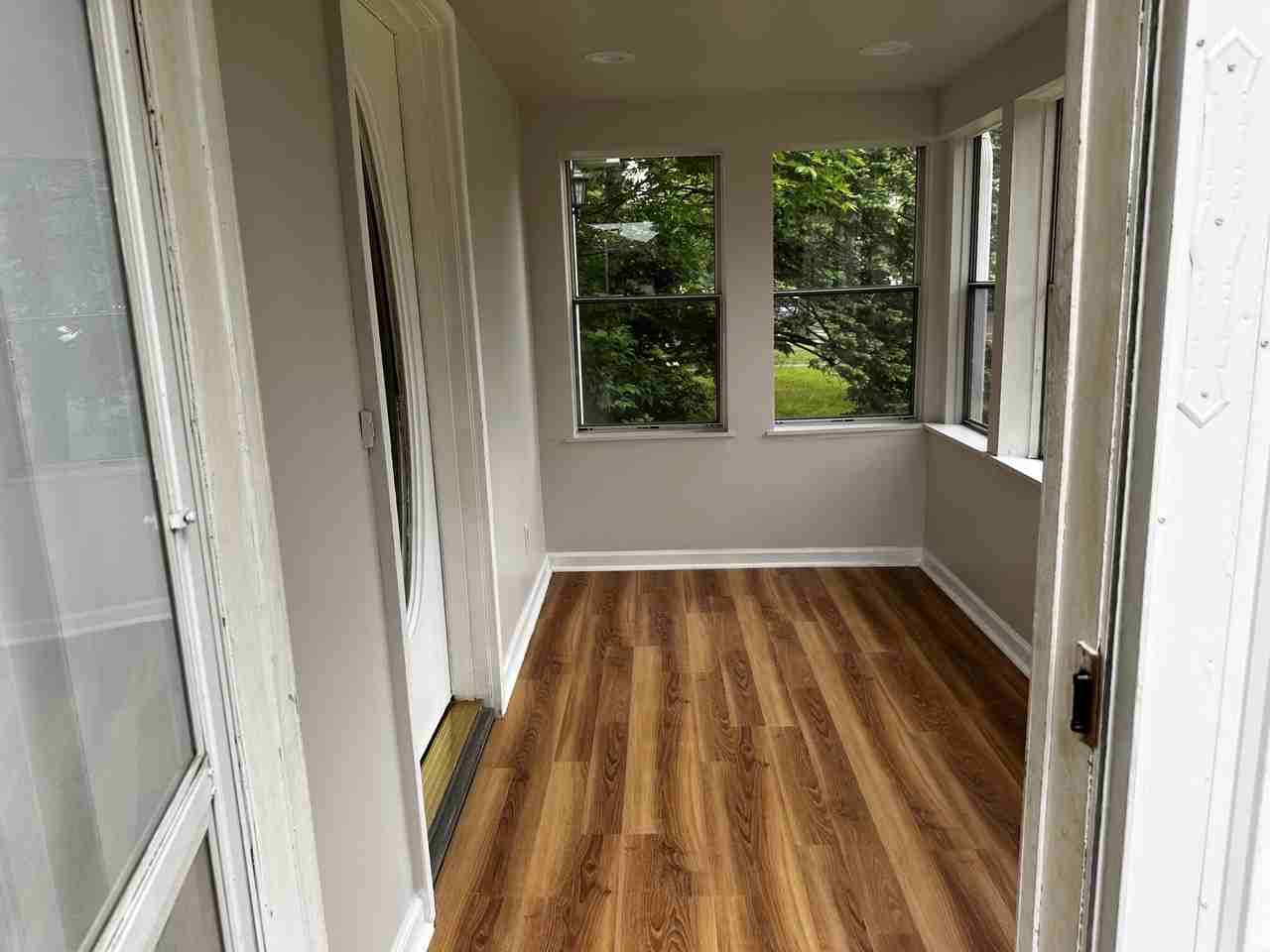 7080 Highview St - Photo 6 of 19