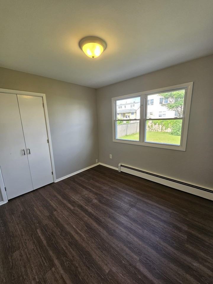 15 Dell Glen Ave #2 - Photo 7 of 15