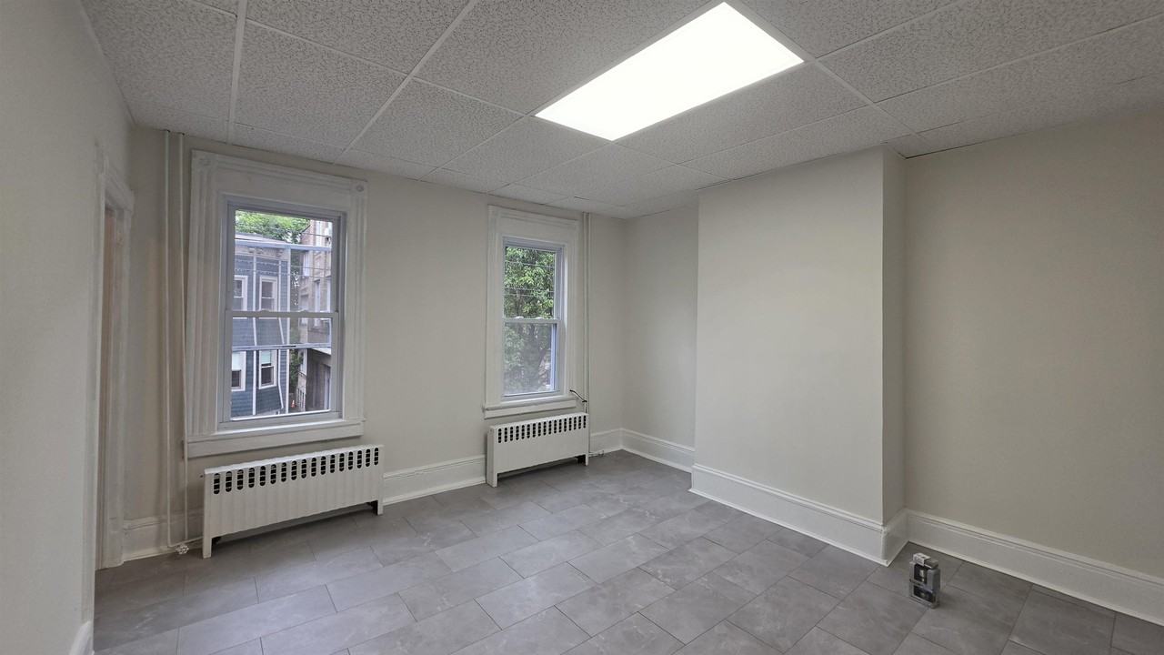 204 3rd St - Photo 2 of 16